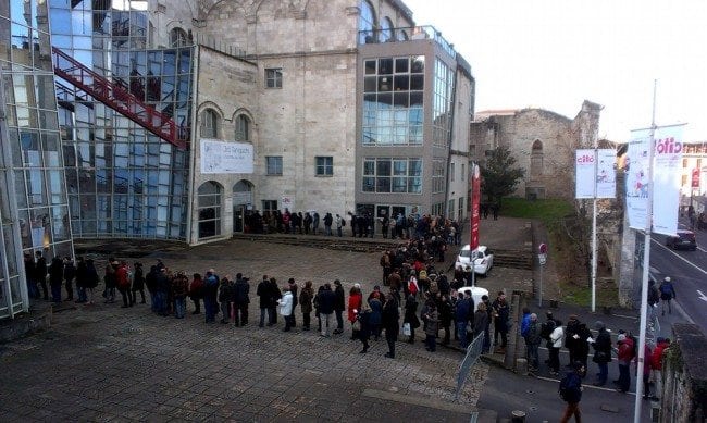 Lines at security checkpoints at the Cité de la Bande Dessinée. Photo: Erik Barkman