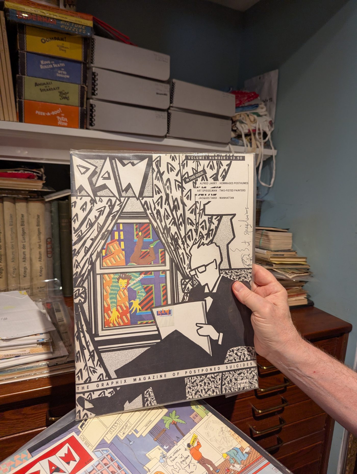 RAW issue 8. Signed and doodled by art spiegelman.